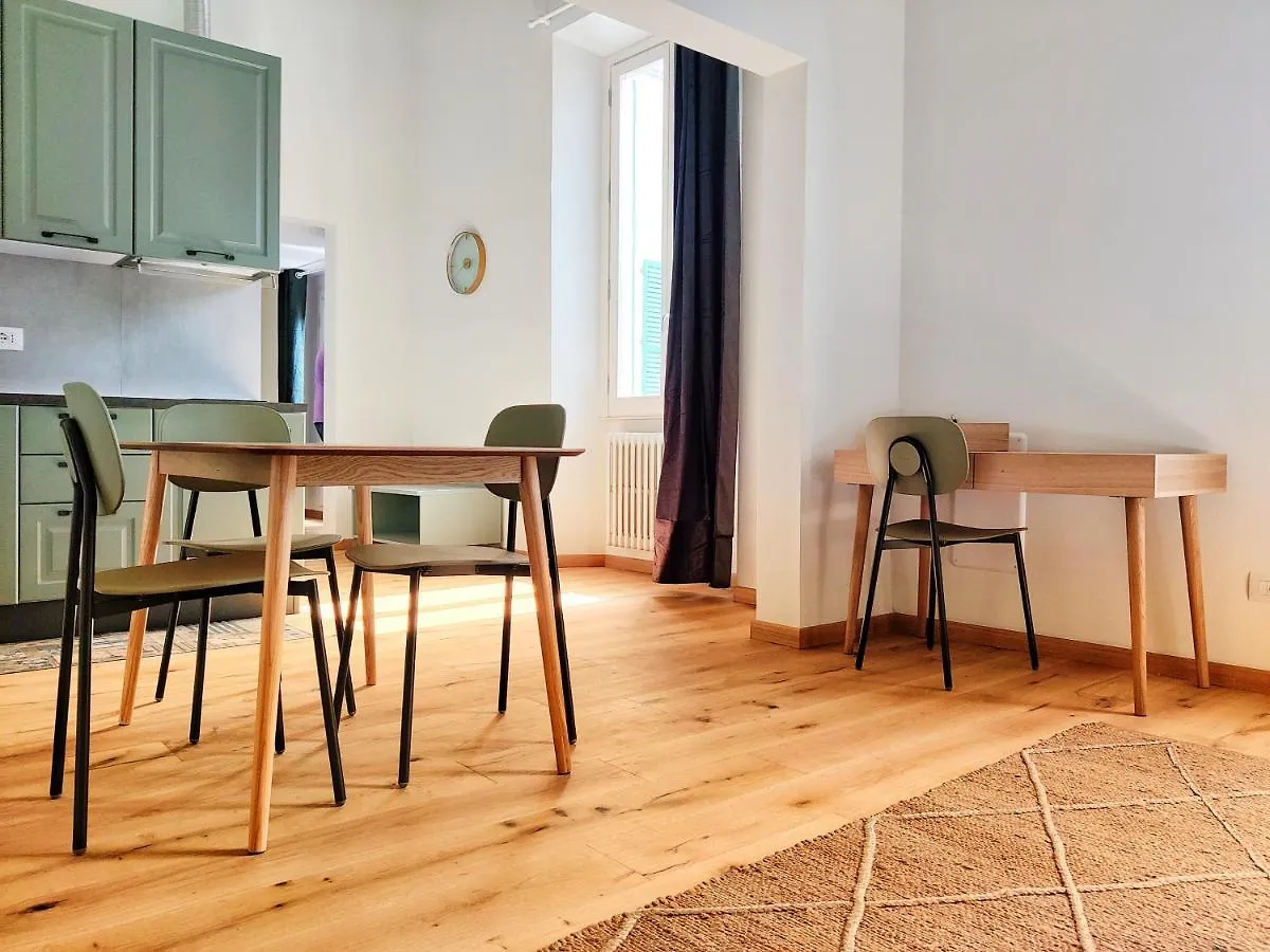 Borgo Central Apartment Florence Italy